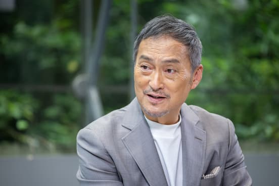対談する渡辺謙さんと弊社CTO市川
